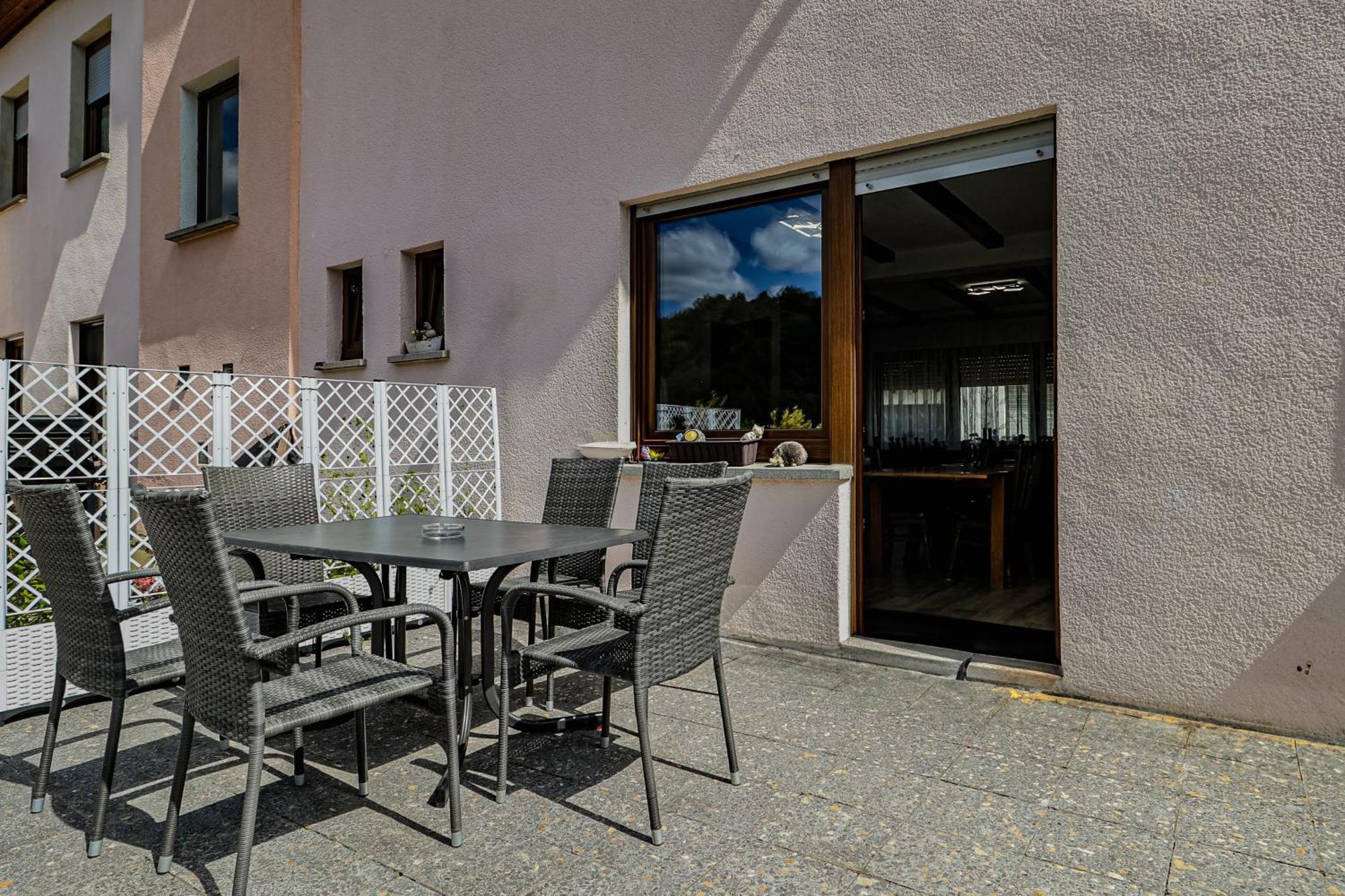 Exklusive Moselidylle: Fewo Mit Traumhaftem Staustufenblick, Netflix, Terrasse Neef Exterior foto